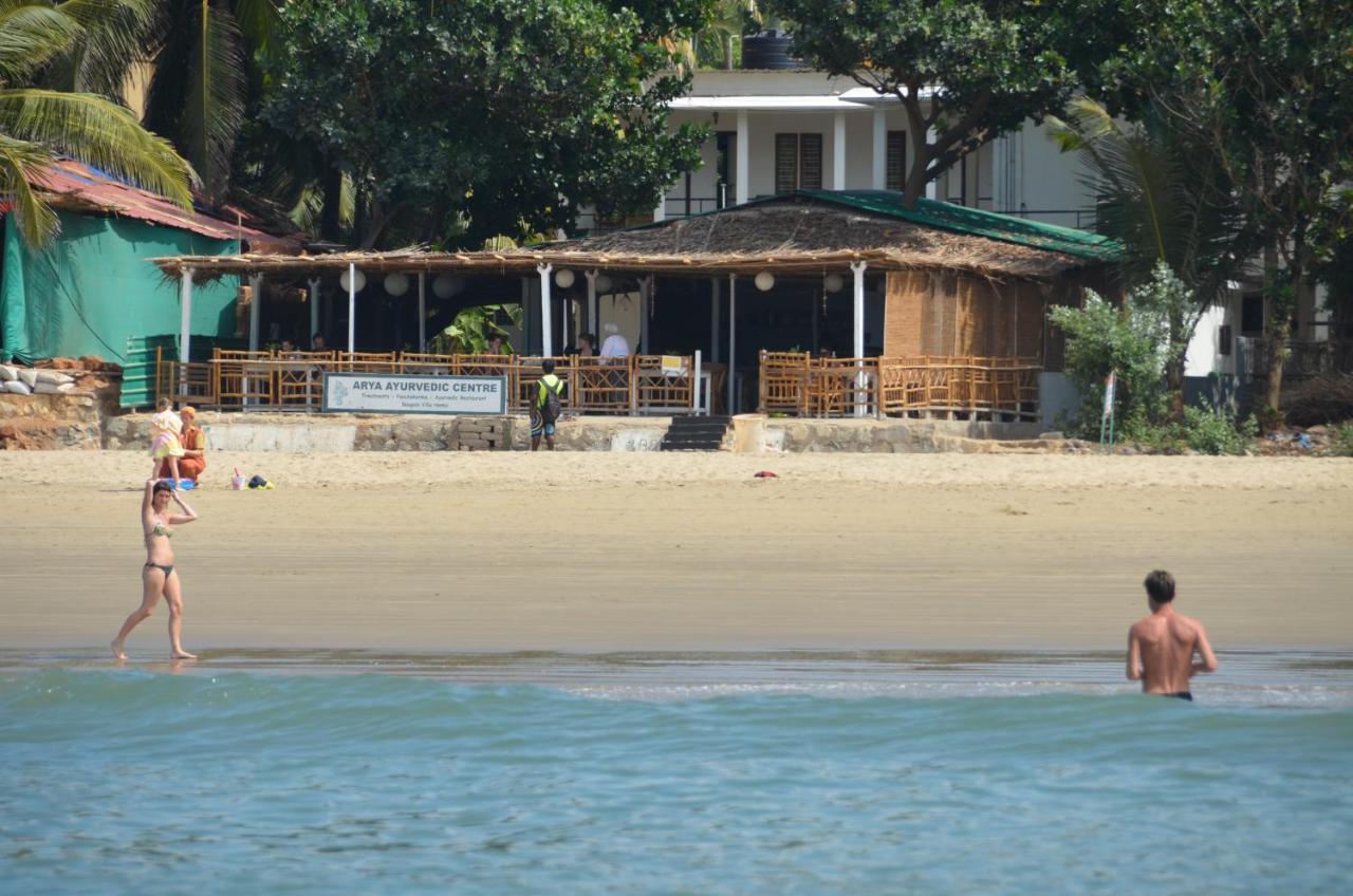 Arya Homestay Bougain Villa Gokarna  Dış mekan fotoğraf