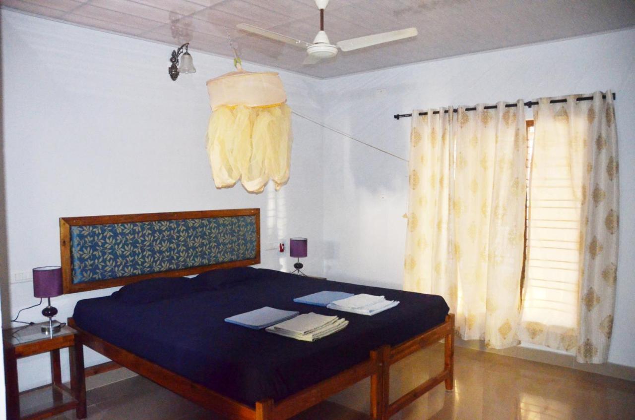 Arya Homestay Bougain Villa Gokarna  Dış mekan fotoğraf